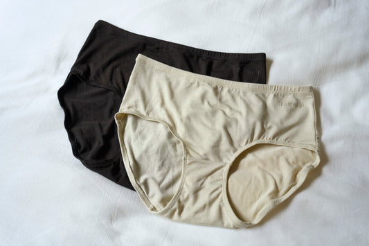 Tumugi ショーツ エッセンシャル